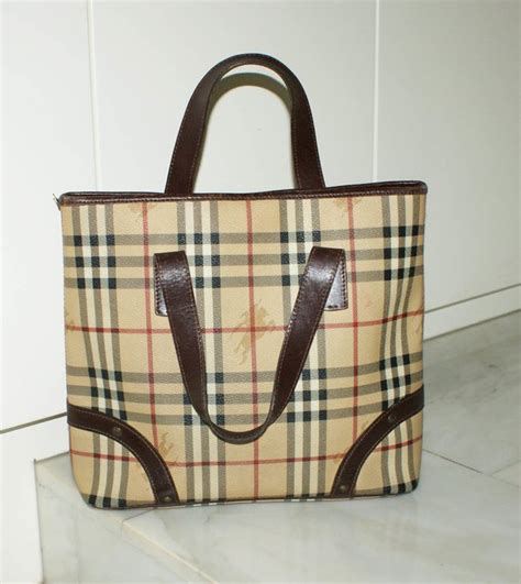 borsa burberry oro|burberry her men's clothing.